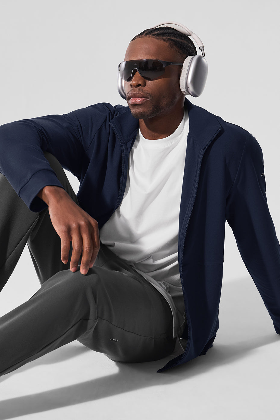 M3262R_03842_b1_s1_a006_1_m221