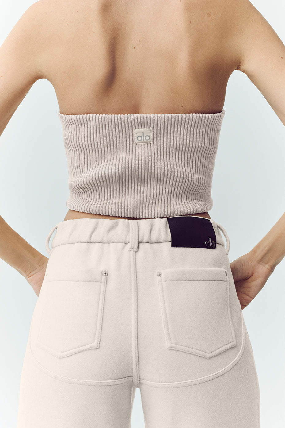 W1503P_07775_b1_s1_a2_m176