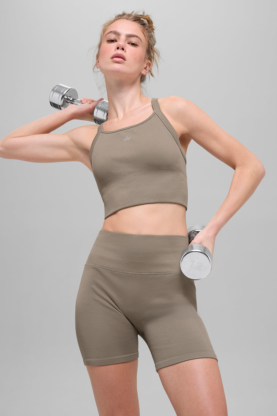 W9730R_06206_b1_s1_a4_m207