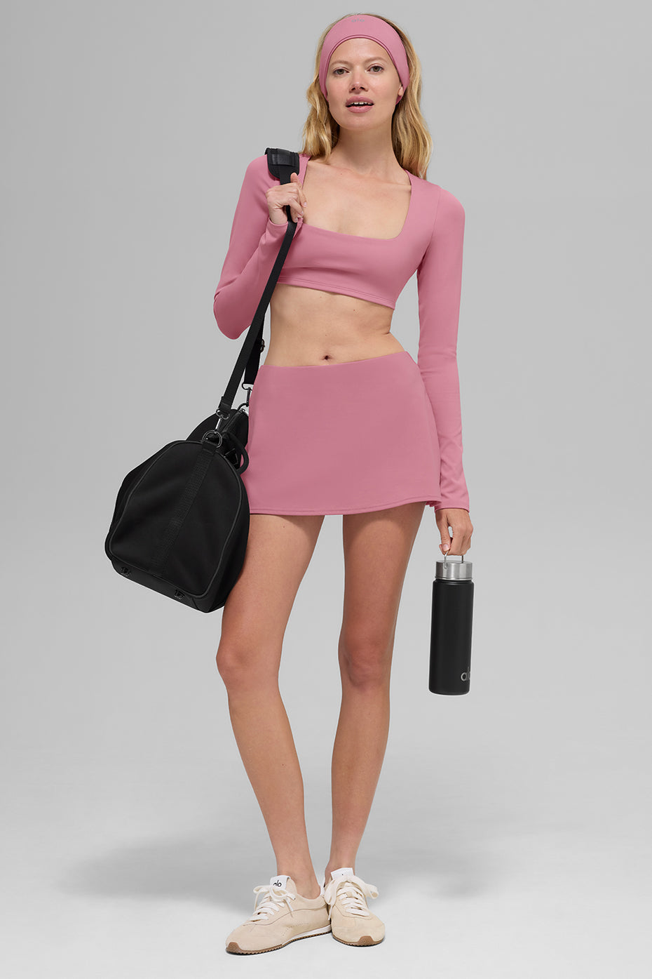 W9879R_06463_b1_s1_a5_m177_29a73aae-6fdb-494b-b8c9-ccb88a7256f1